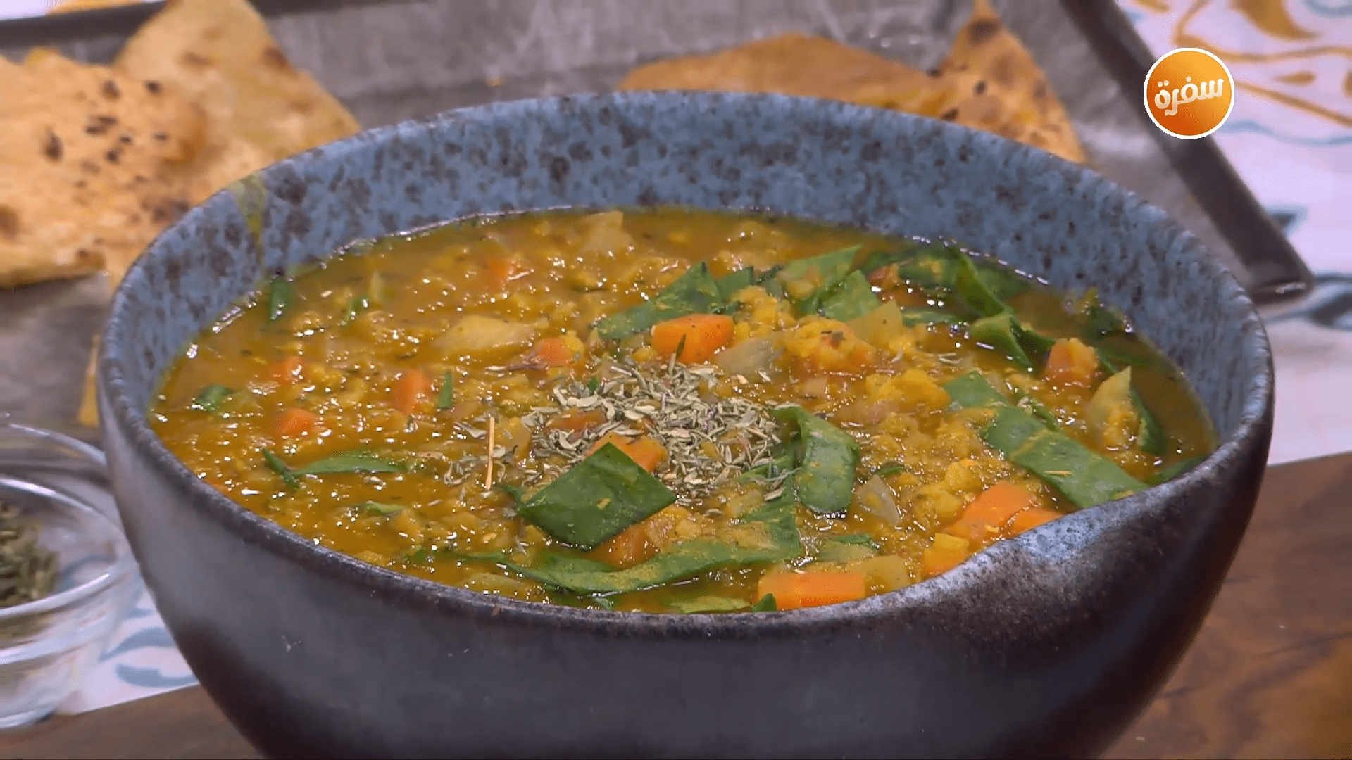 شوربة عدس بالكاري