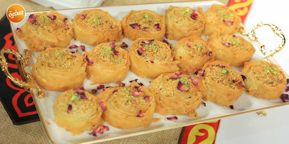 وردات البقلاوة بالبندق
