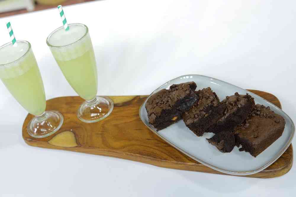 براونيز البطاطا - عصير الليمون بالزنجبيل