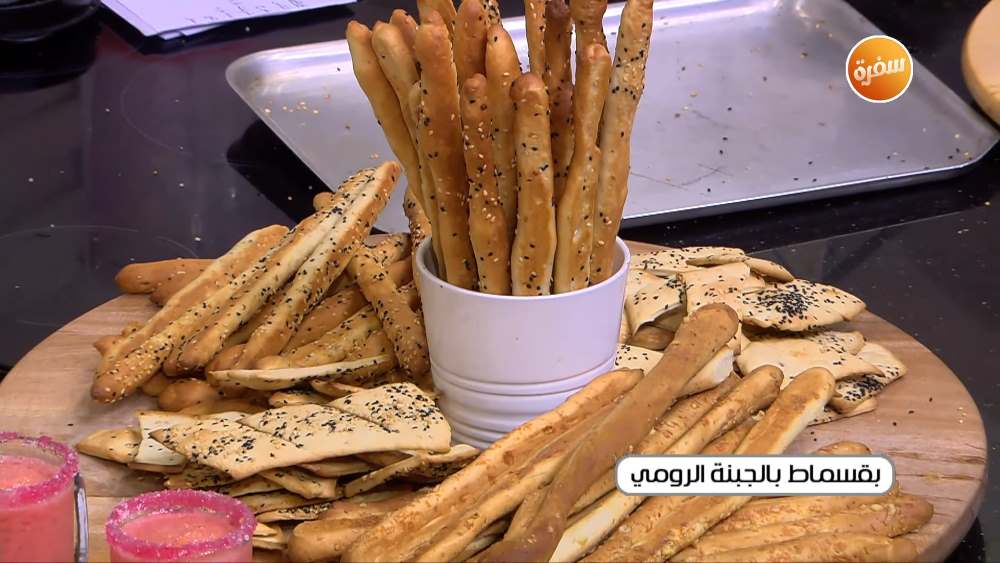 بقسماط بالجبنة الرومي