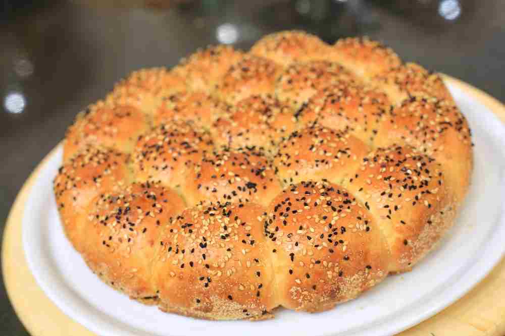 خلية النحل بالجبنة والخضار