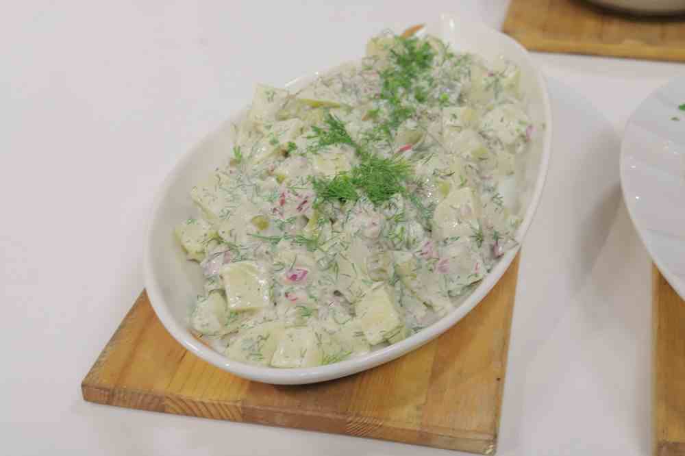 سلطة بطاطس بالشبت