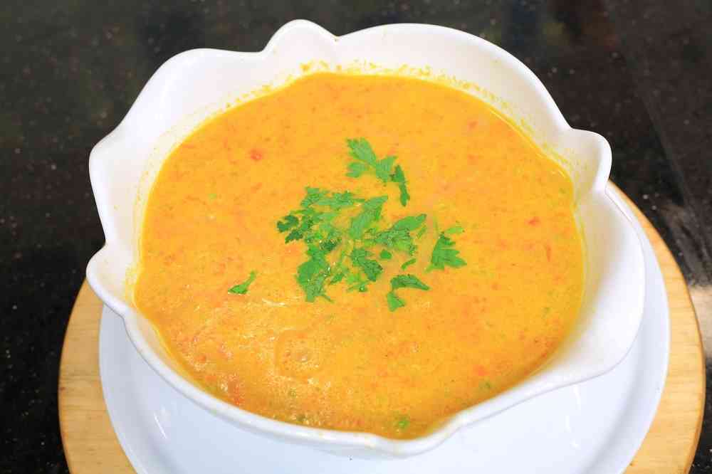 شوربة جزر بالطماطم