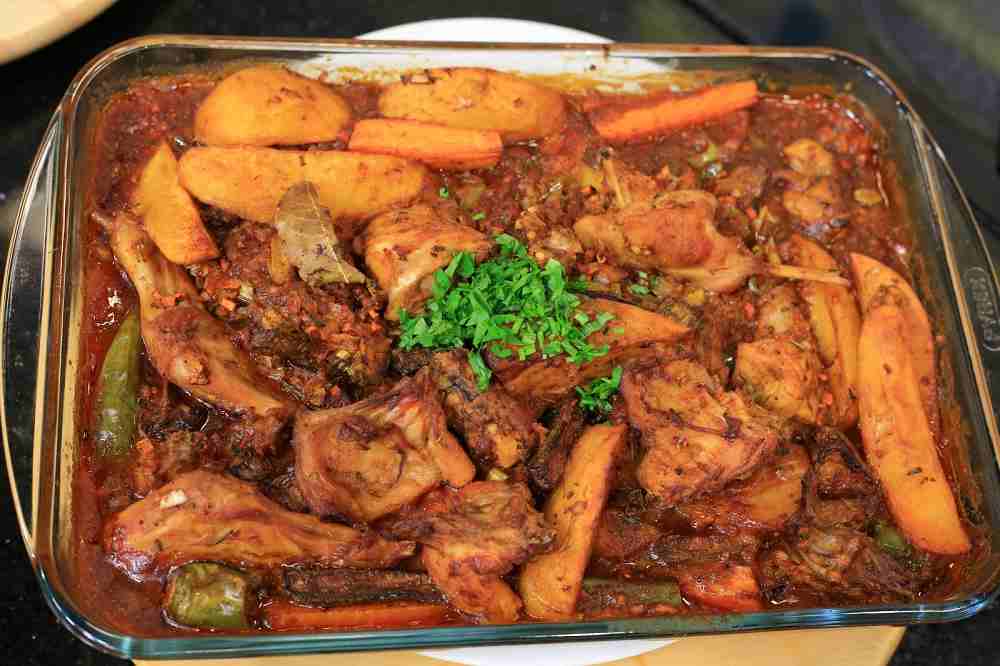 صينية الأرانب بالبطاطس