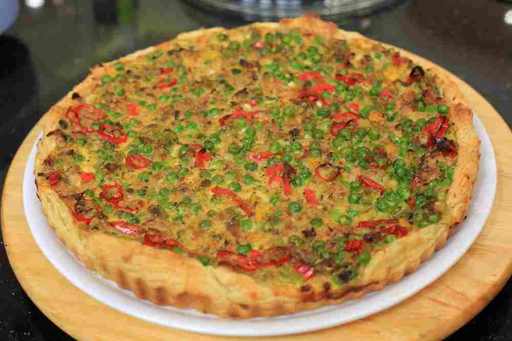 كيش التونة والبسلة