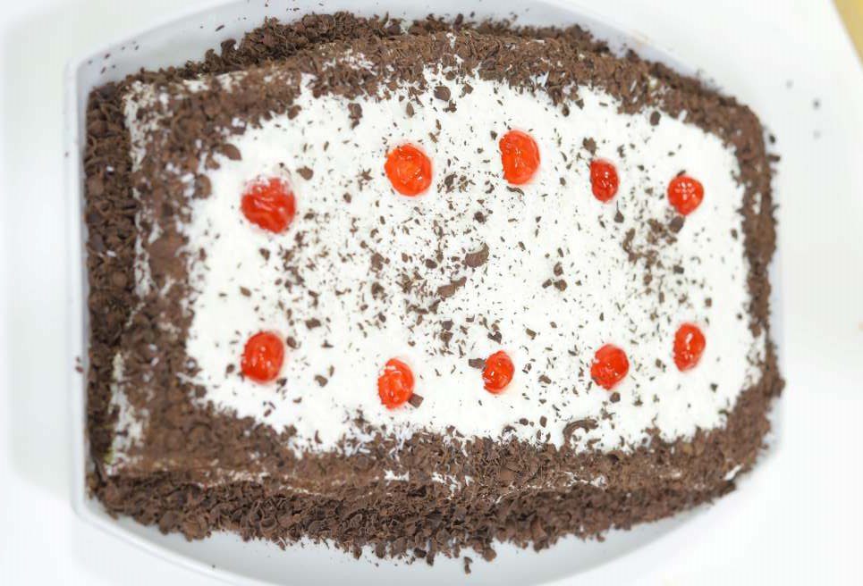 كيك باللبن والكريمة