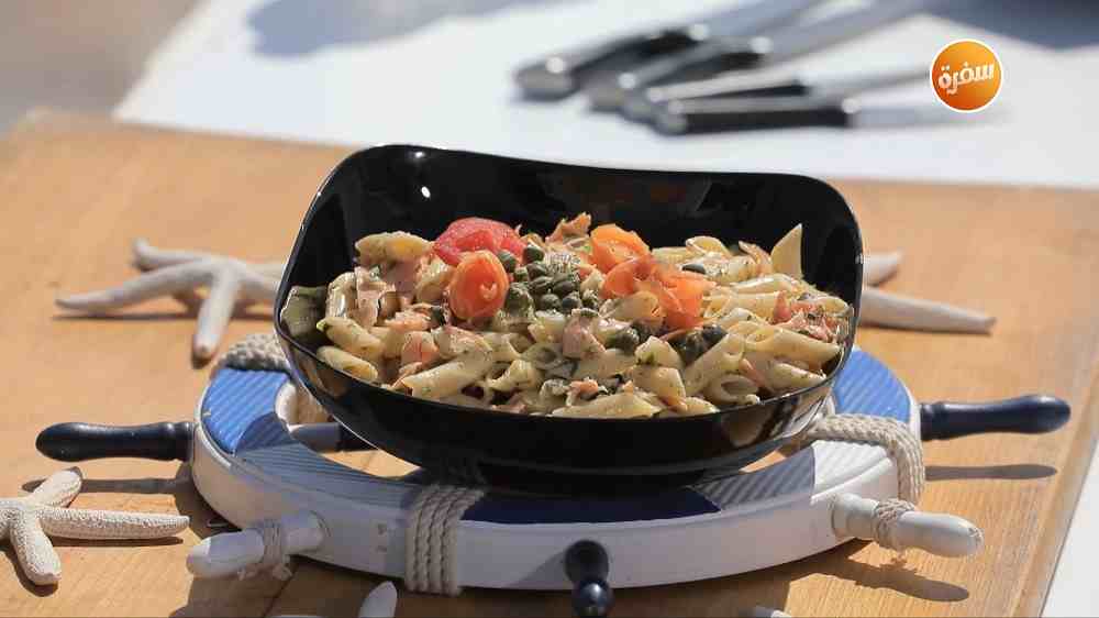 مكرونة بالسلمون