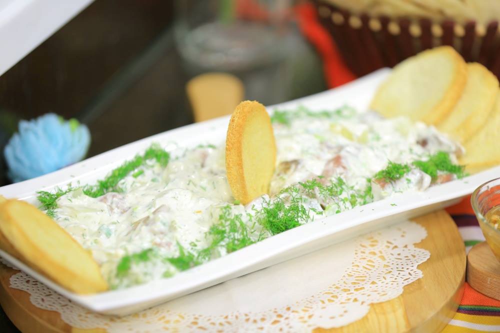 سلطة بطاطس بالفسيخ