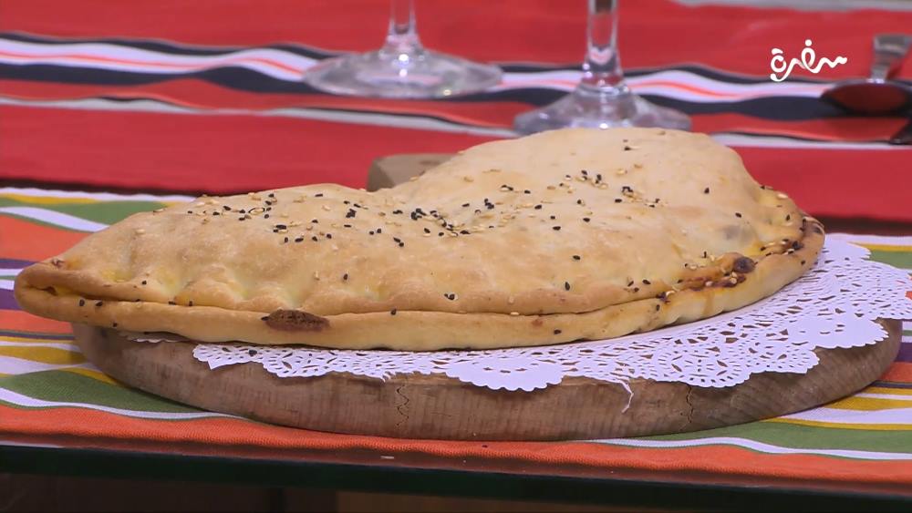 كالزوني البرجر بالمشروم