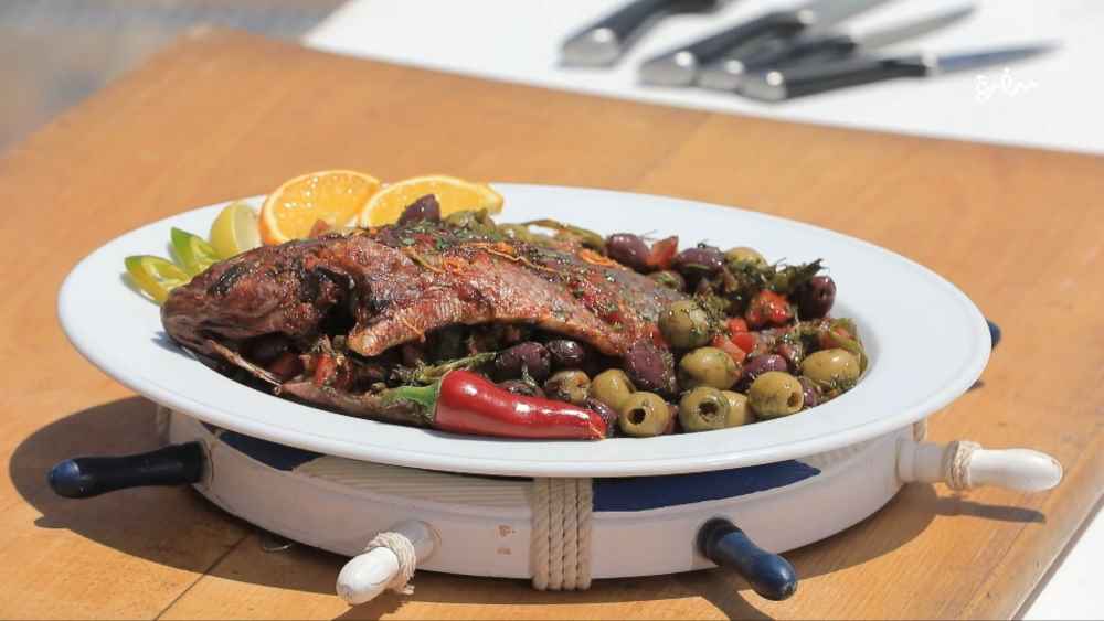سمك بلطي بالزيتون