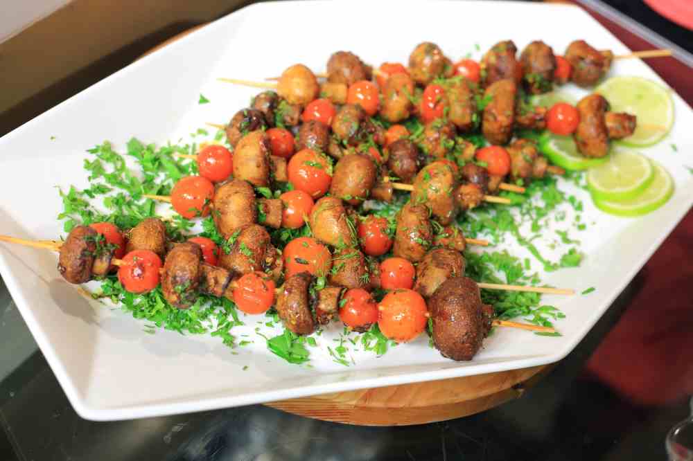 أسياخ المشروم المشوي