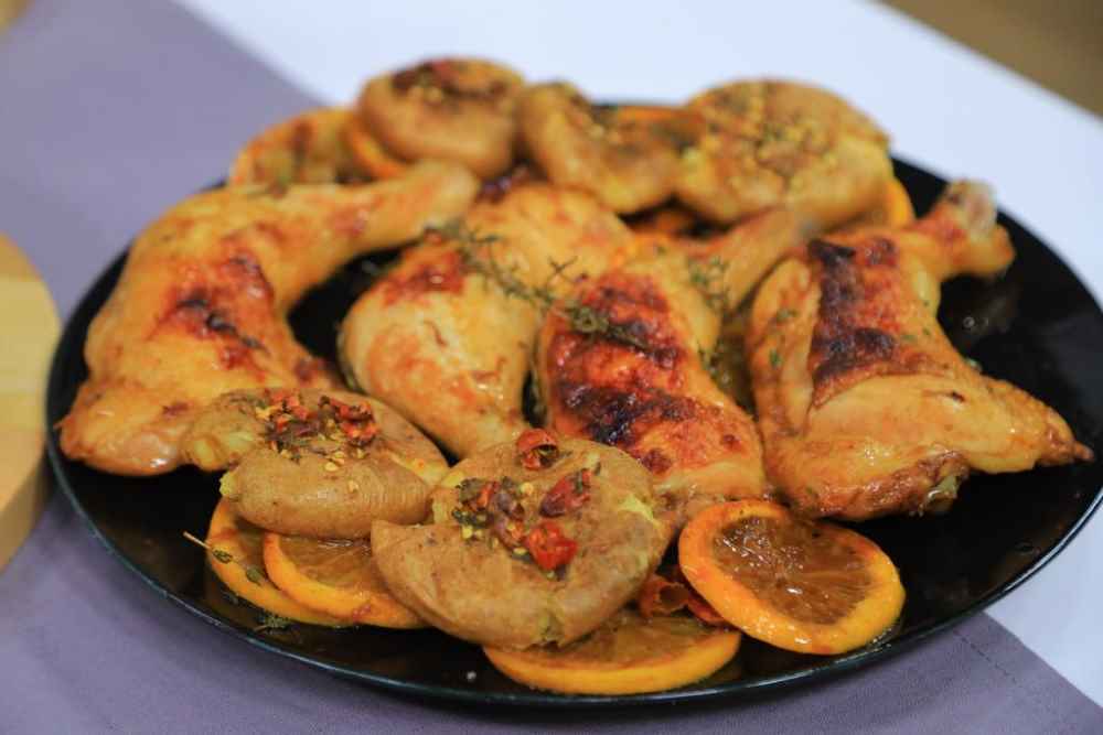 أوراك دجاج بالبرتقال