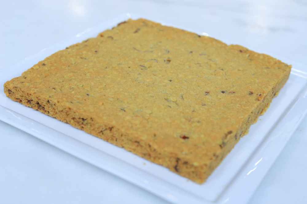 بارز التمر ودقيق الشوفان