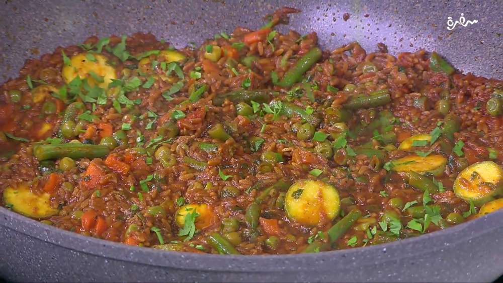 طاجن لسان عصفور بالخضار