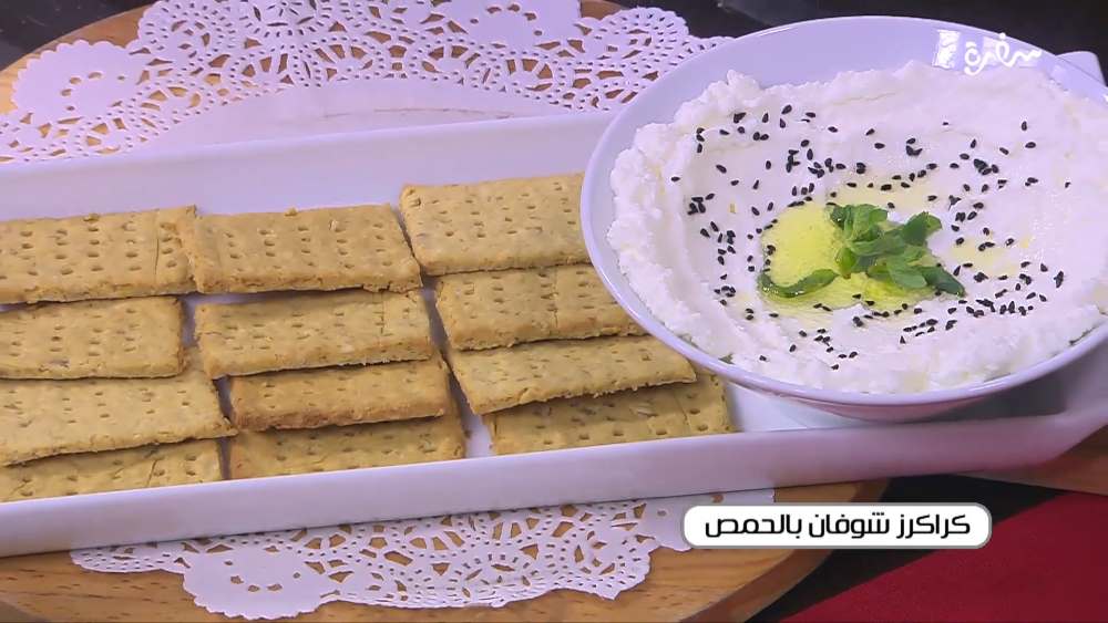 كراكرز شوفان بالحمص