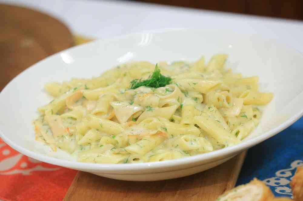 مكرونة بالتركي والكريمة