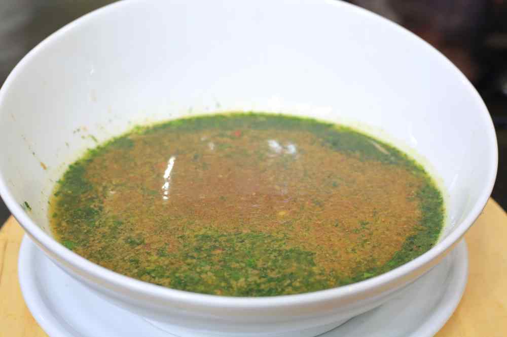 ملوخية ودجاج محمر