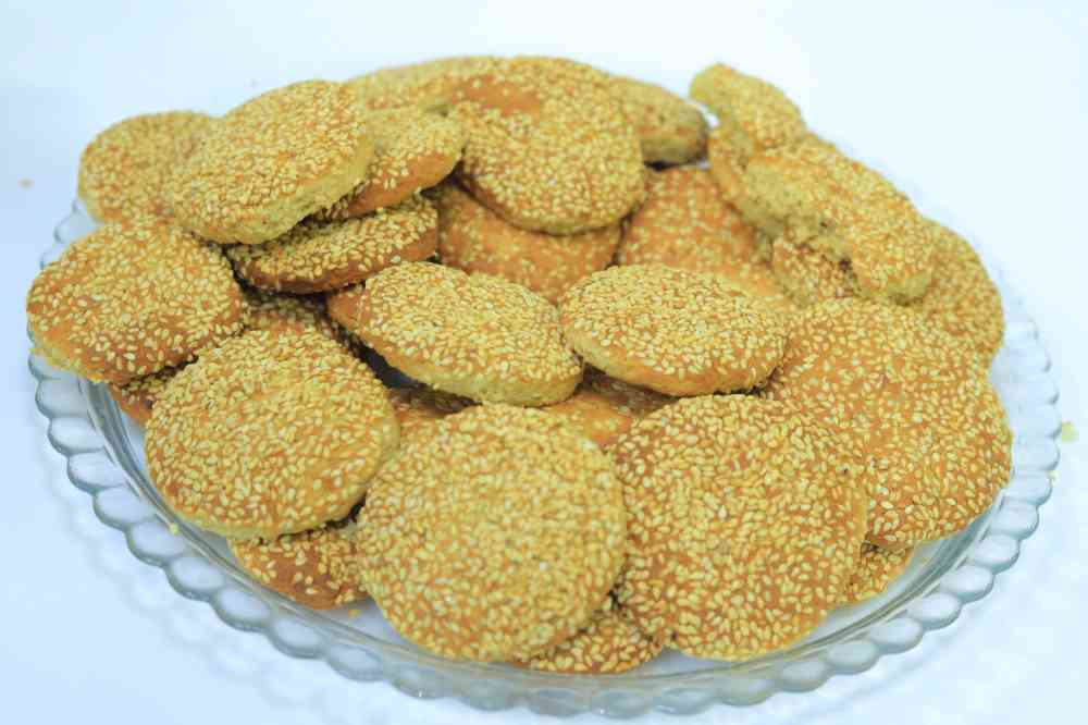 بسكوت سمسم بالعسل