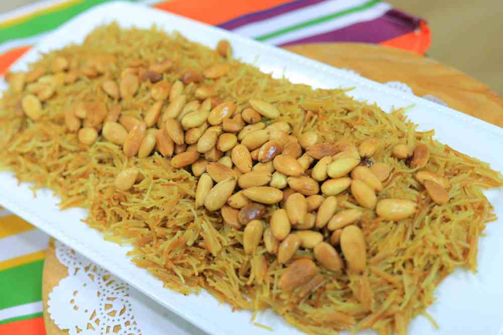 شعرية باللوز
