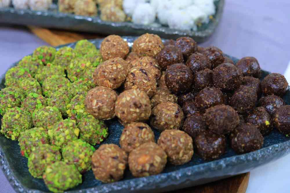 كرات الطاقة بطعم البراونيز