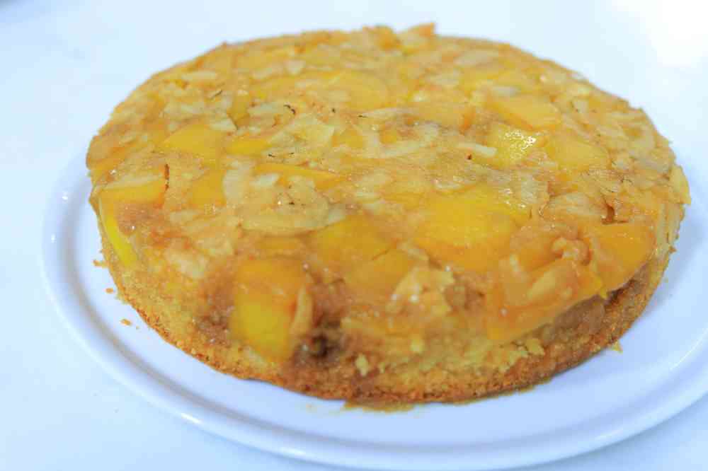 كيك المانجو المقلوبة