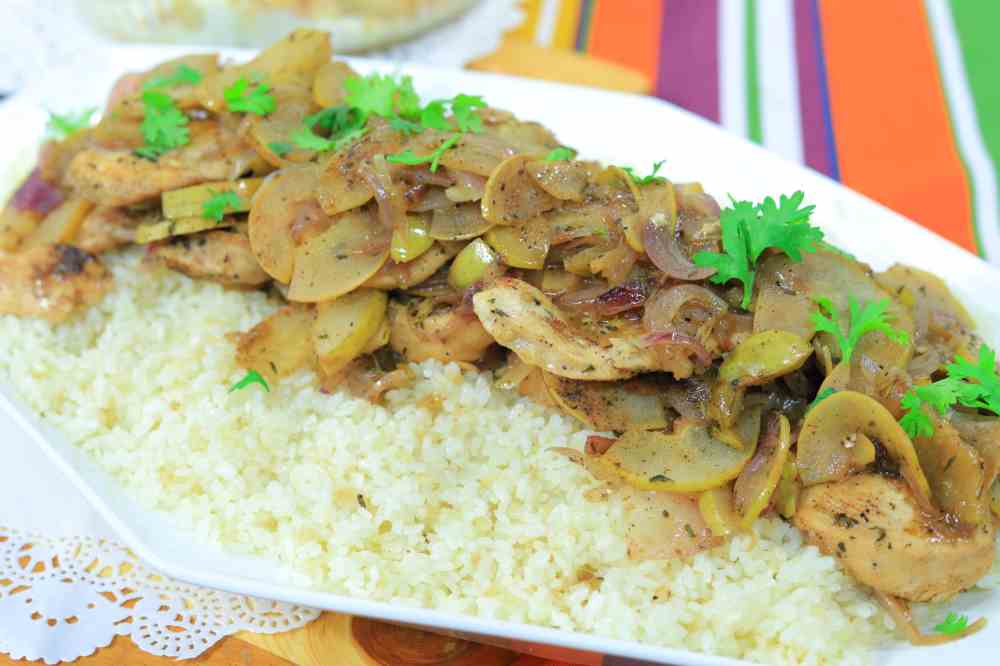 دجاج بالكمثرى