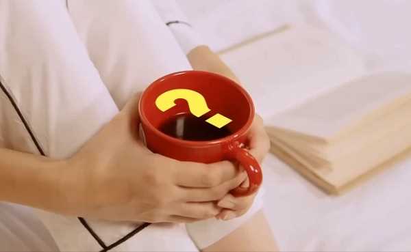 احذر شرب القهوة في مج أحمر