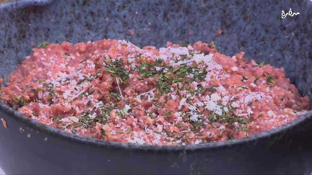 بطاطا بيوريه بالبنجر