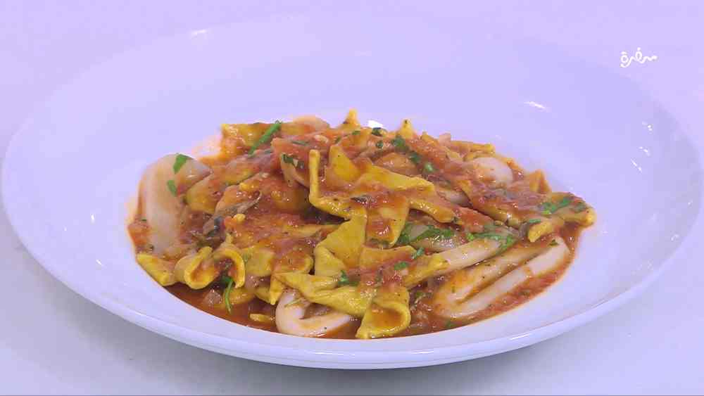 عجينة مكرونة بالكركم