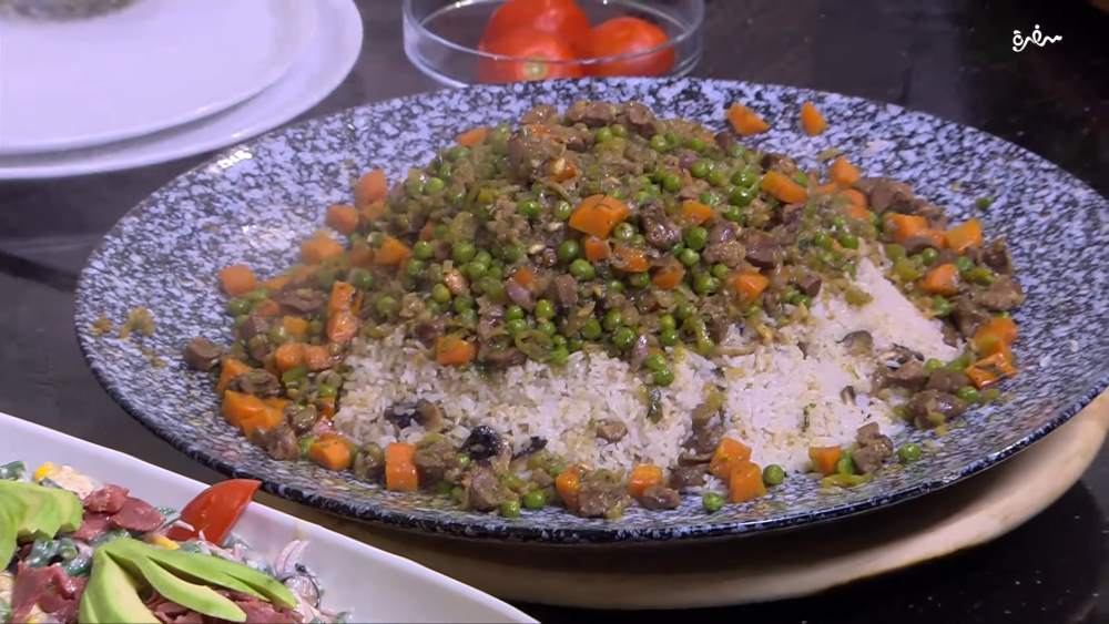 أرز بالبسلة والكلاوي