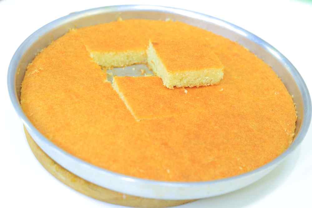 بسبوسة بالبيض