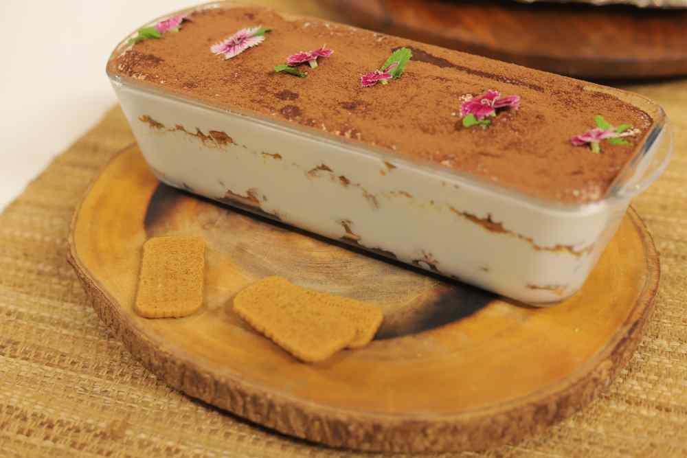 حلى الموز ببسكويت القرفة