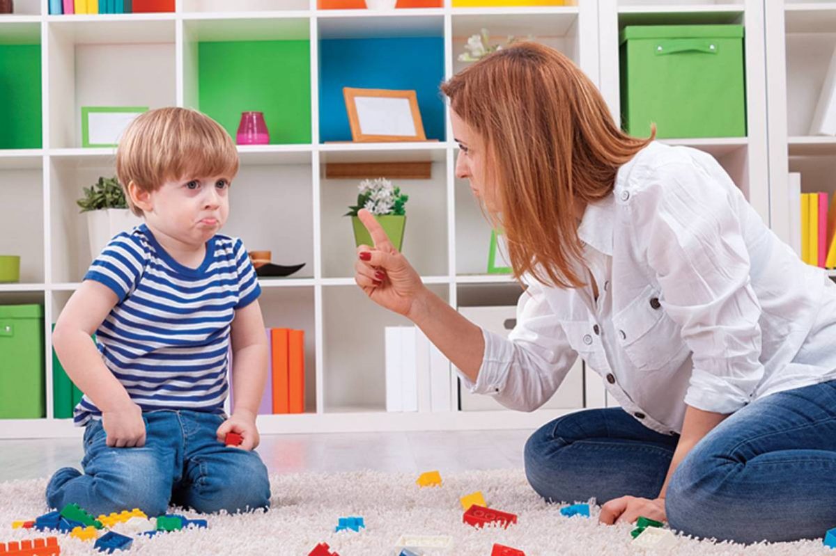 سؤالهم باستمرار عن مشاكلهم يمكن أن يجعلهم يشعرون بالسوء
