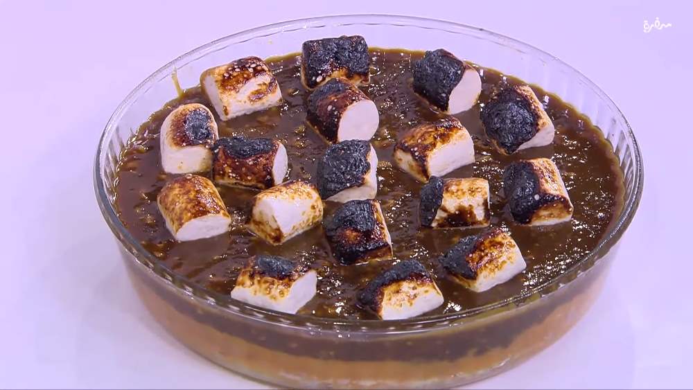 صينية البطاطا الحلوة بالجوز والمارشميلو
