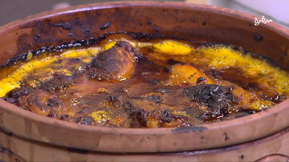 طاجن لحمة بالأعشاب والبهارات