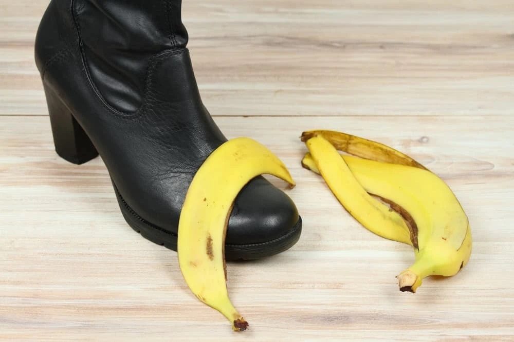 قشر الموز في تلميع الأحذية