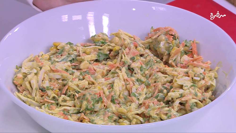 سلطة الكرنب