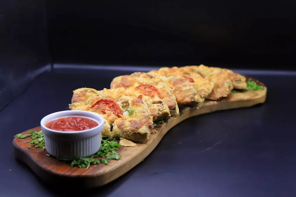 فطائر بيستو وجبن