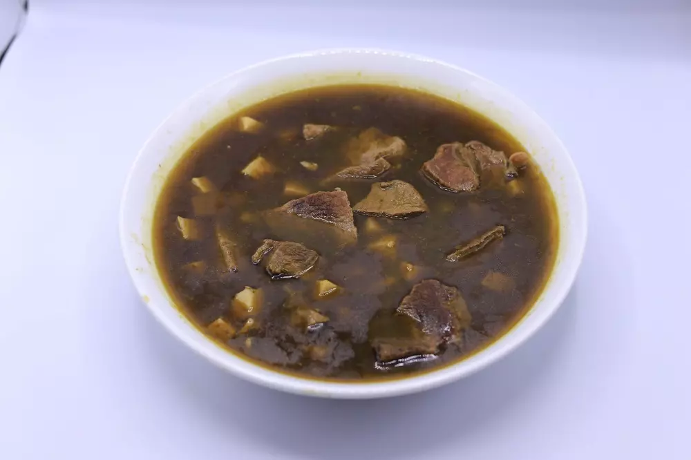 قلقاس باللحمة