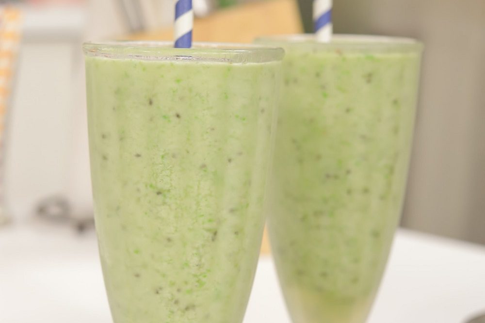 كيوي بالليمون والنعناع