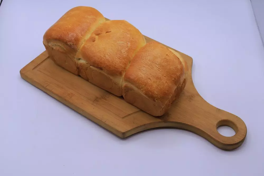 خبز الحليب