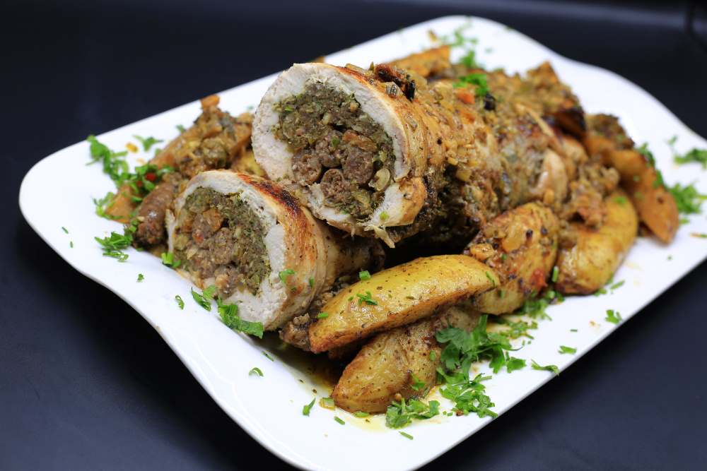 دجاج محشي ومحمر ومشمر