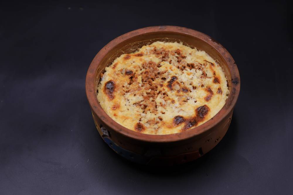طاجن شعرية مكرمل