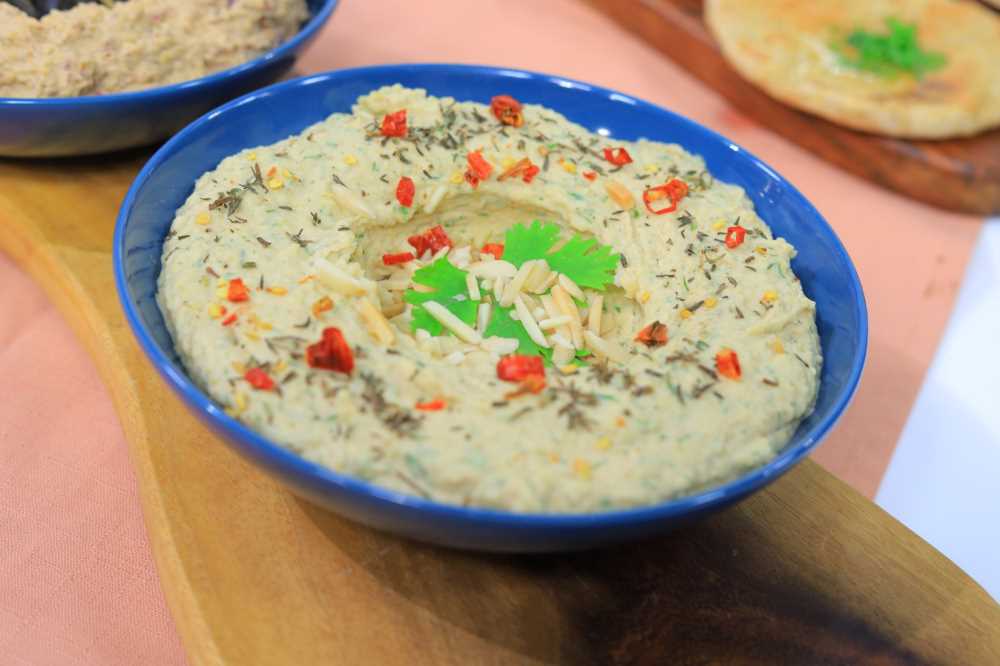 غموس فاصوليا بيضاء بالطحينة
