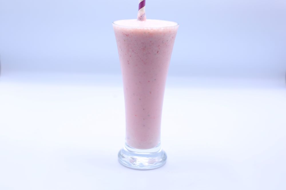 فراولة بالحليب المكثف