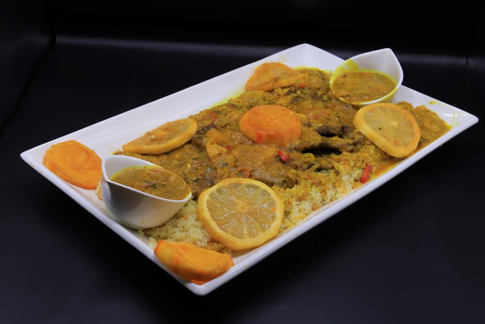 لحمة بصوص الكاري والبرتقال