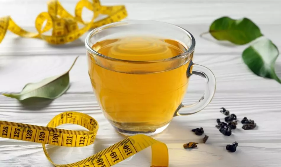 مشروبات لايت تنقص الوزن خلال مشاهدة المباريات