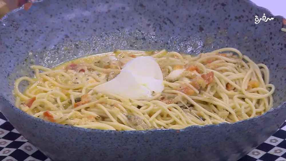 باستا بصوص الطماطم الكريمي