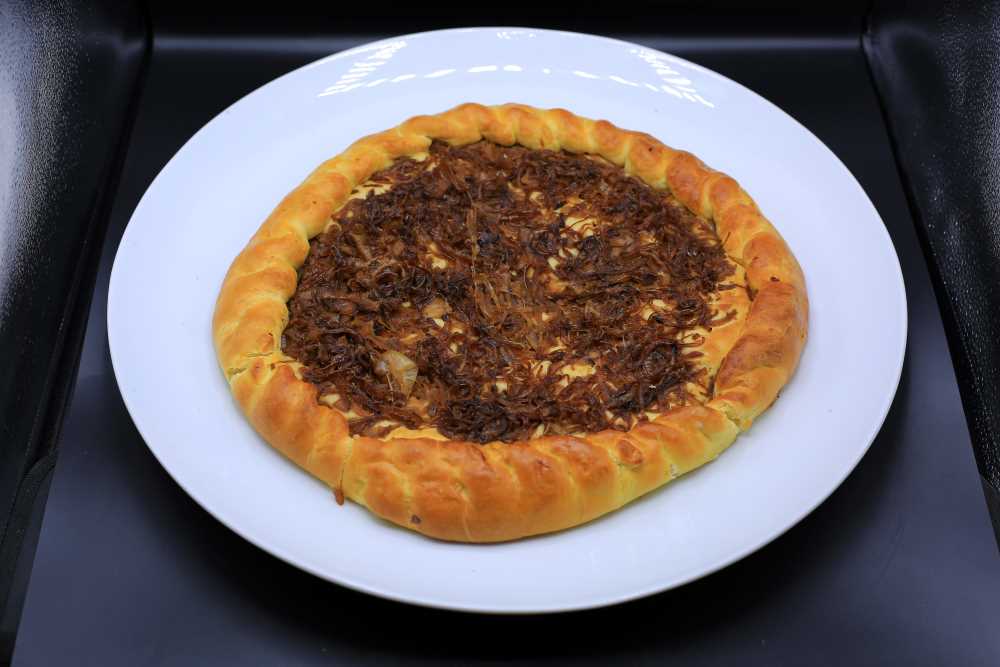 لفائف بريوش بالبصل المكرمل