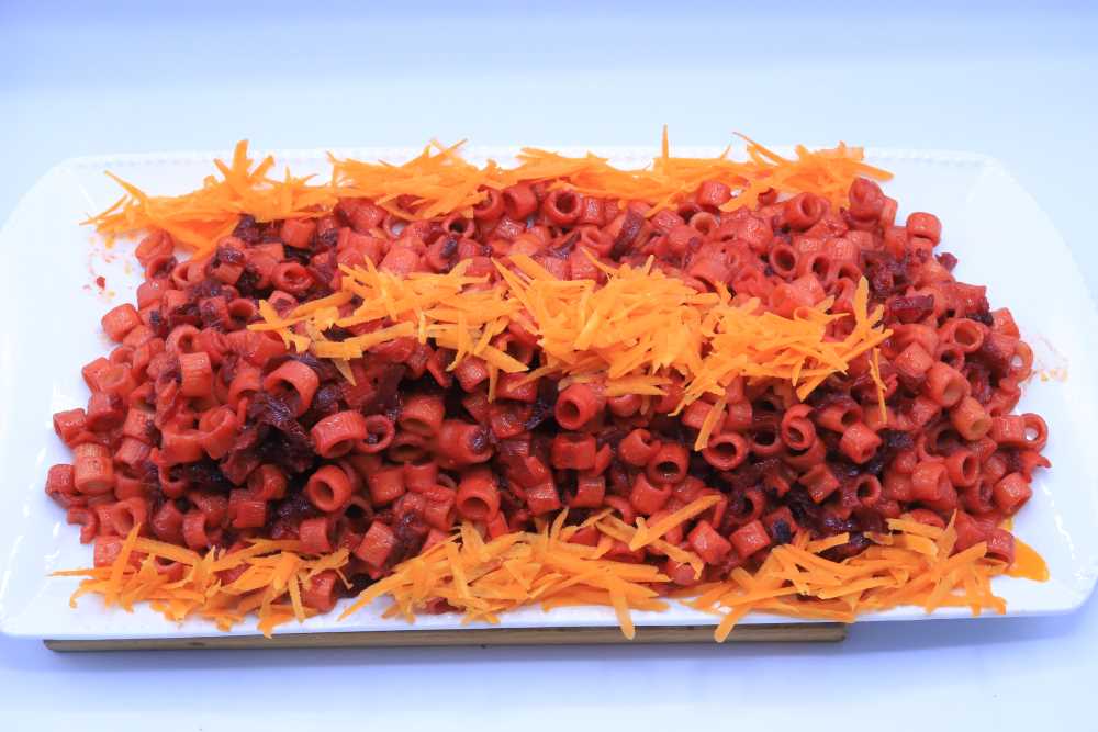 مكرونة بالبنجر